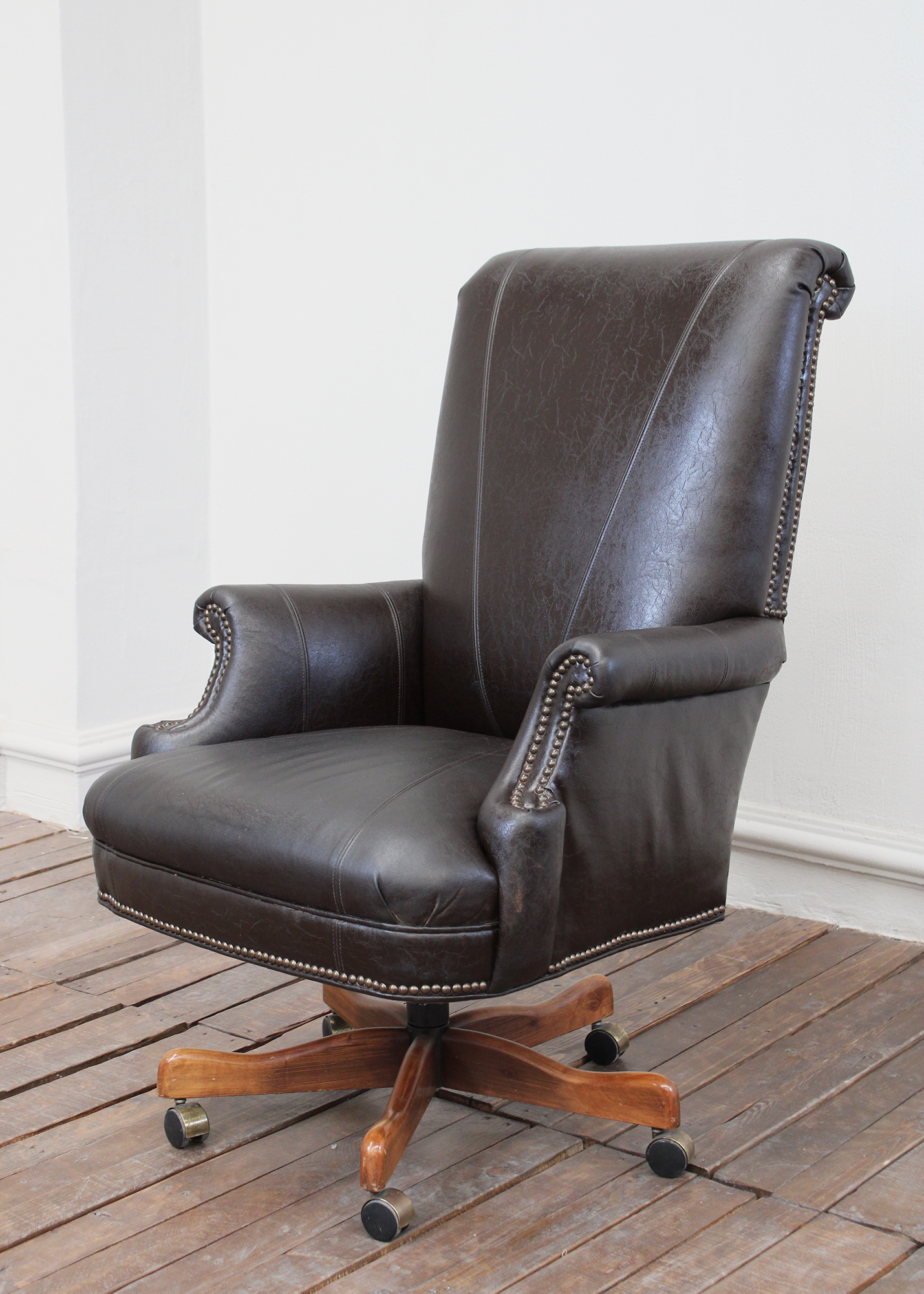 Silla Ejecutiva Vintage | Casa Perlo