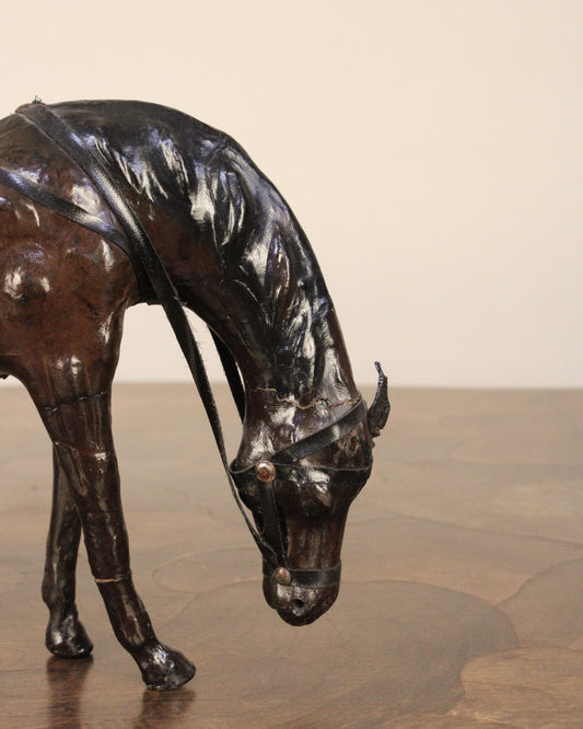 Figura de Caballo en Piel | Casa Perlo