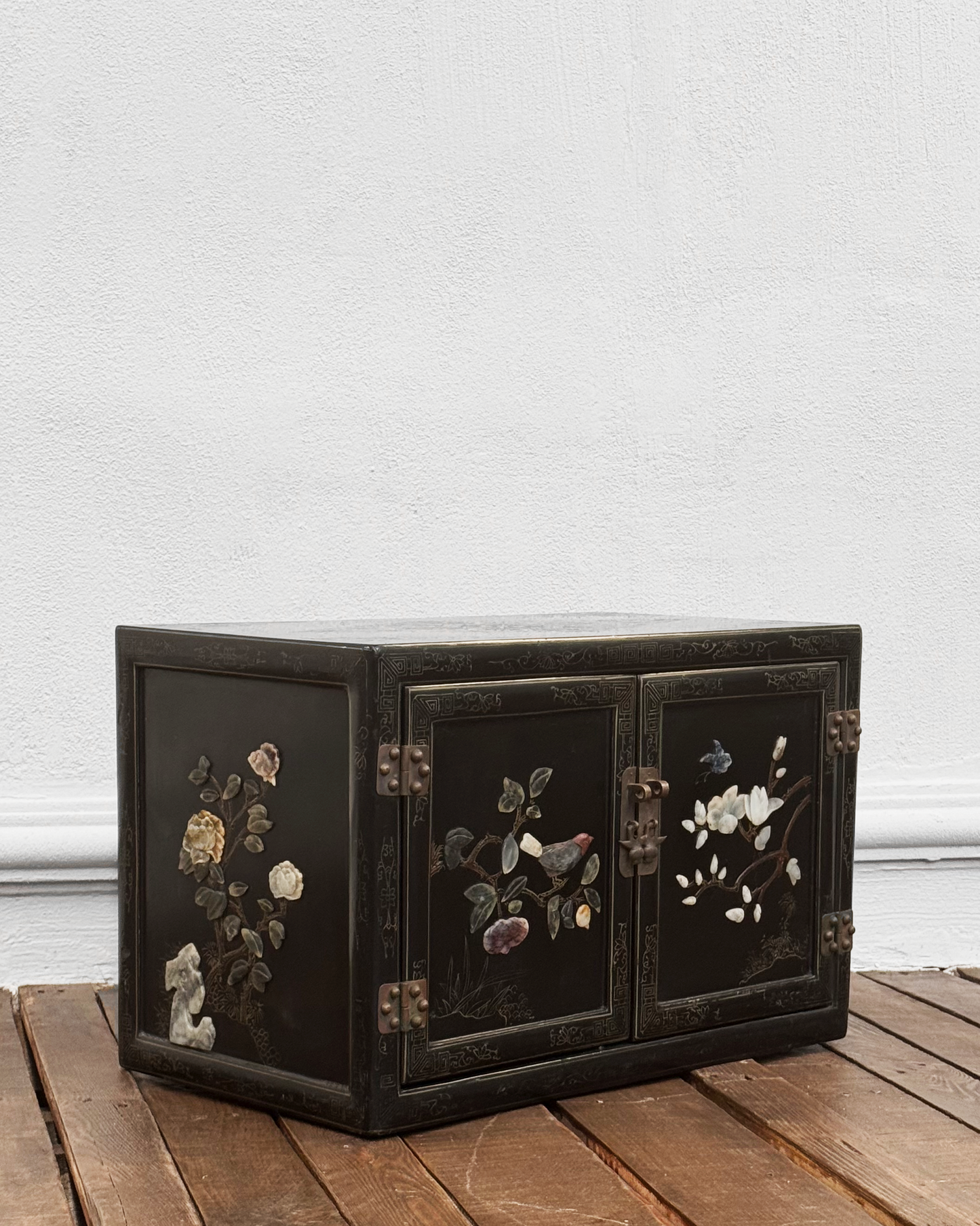 Caja Oriental Laqueada | Casa Perlo