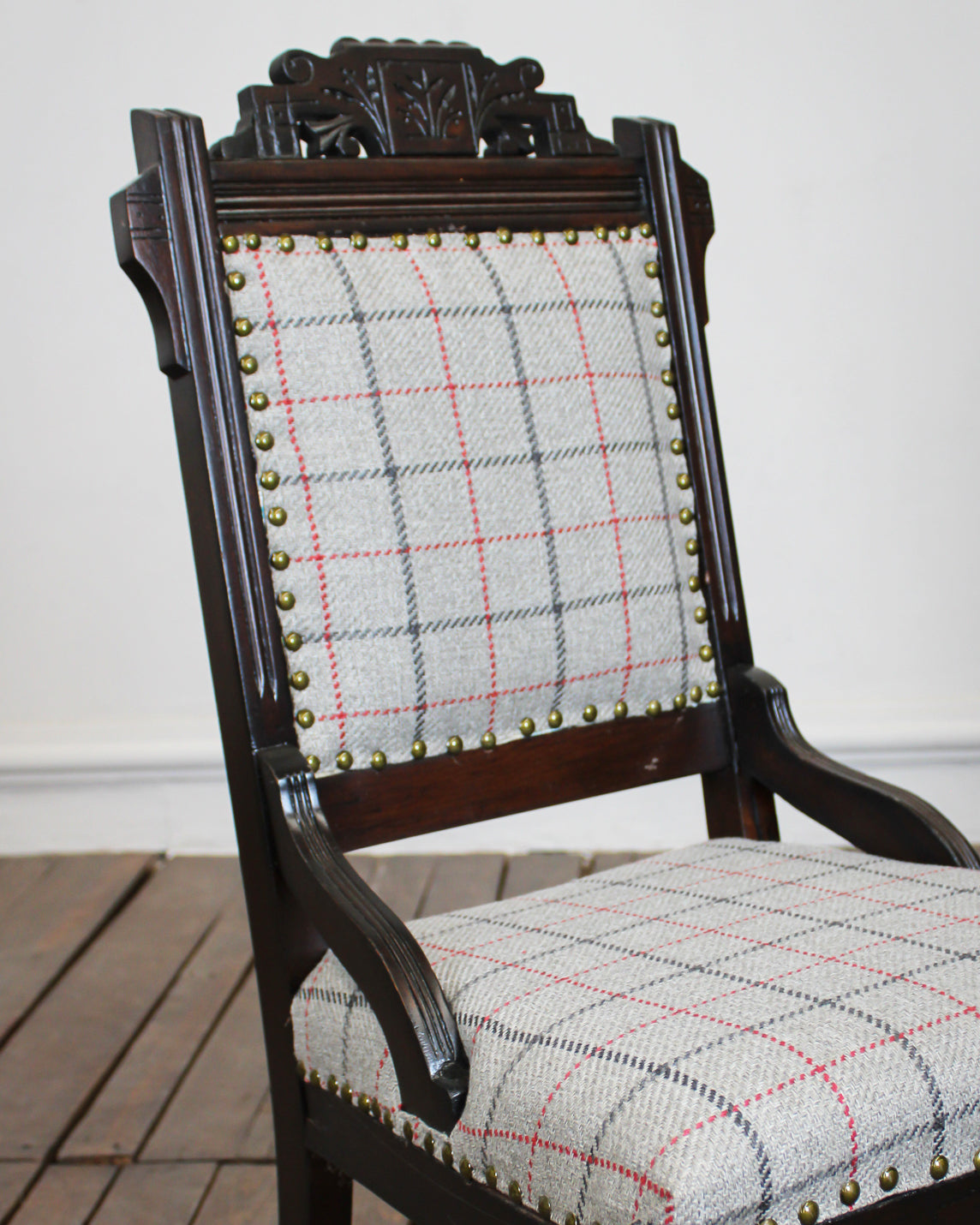 Silla Antigua Estilo Eastlake | Casa Perlo