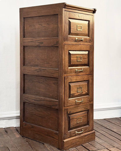 Archivero Vintage de Encino Americano | Casa Perlo