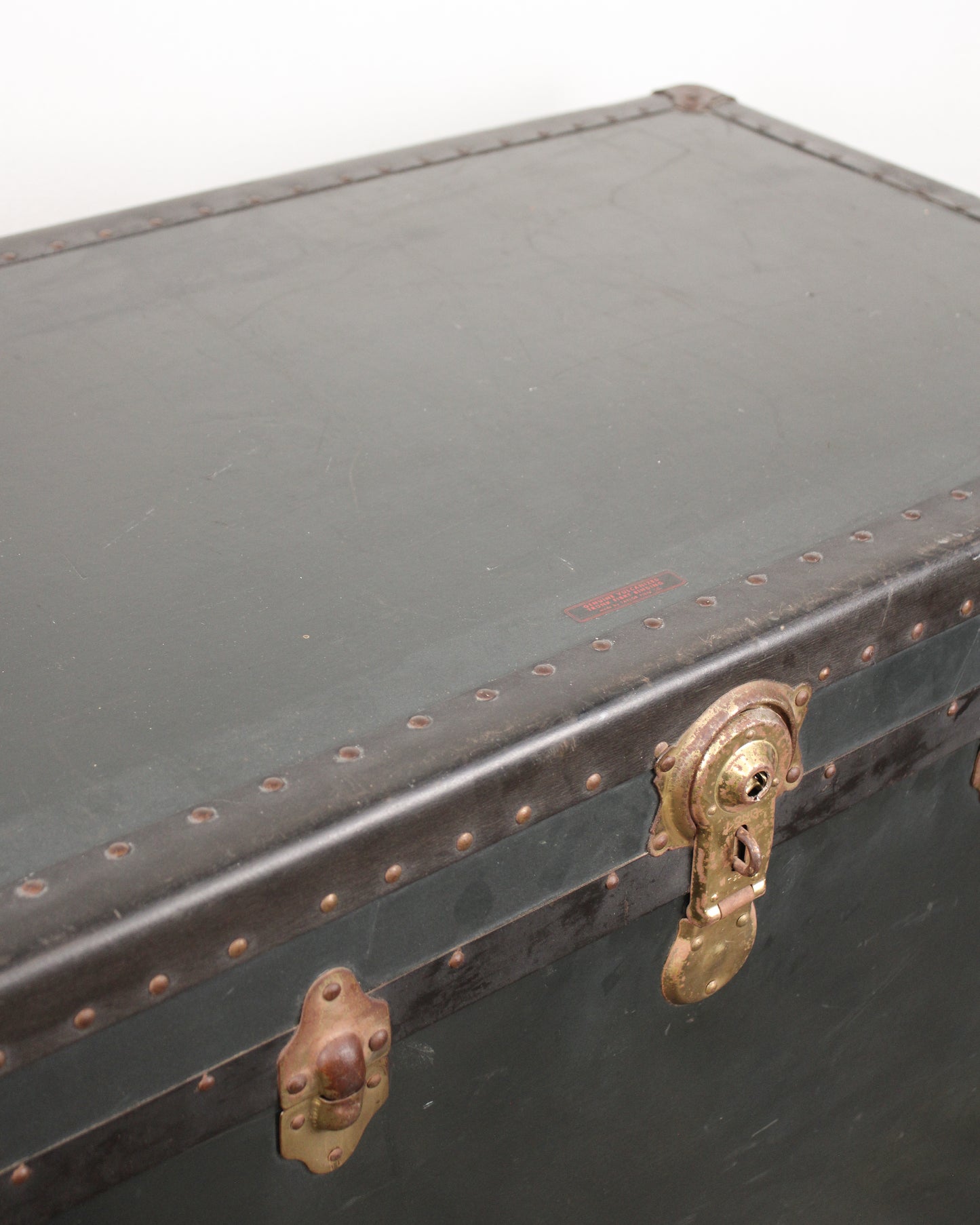 Antique Travel Trunk | Casa Perlo