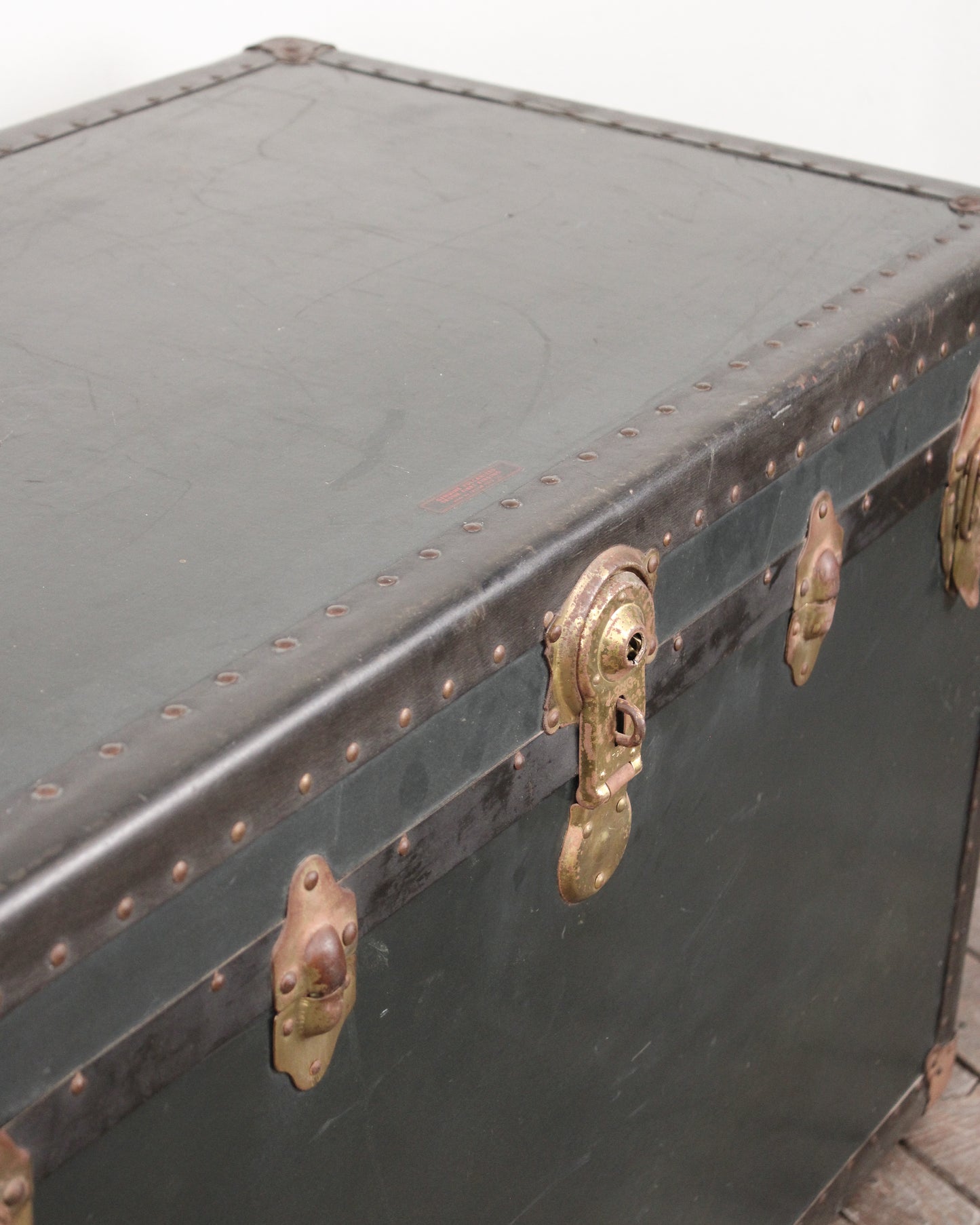 Antique Travel Trunk | Casa Perlo