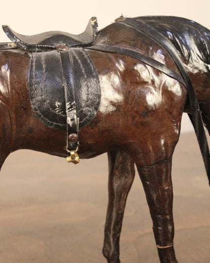 Figura de Caballo en Piel | Casa Perlo