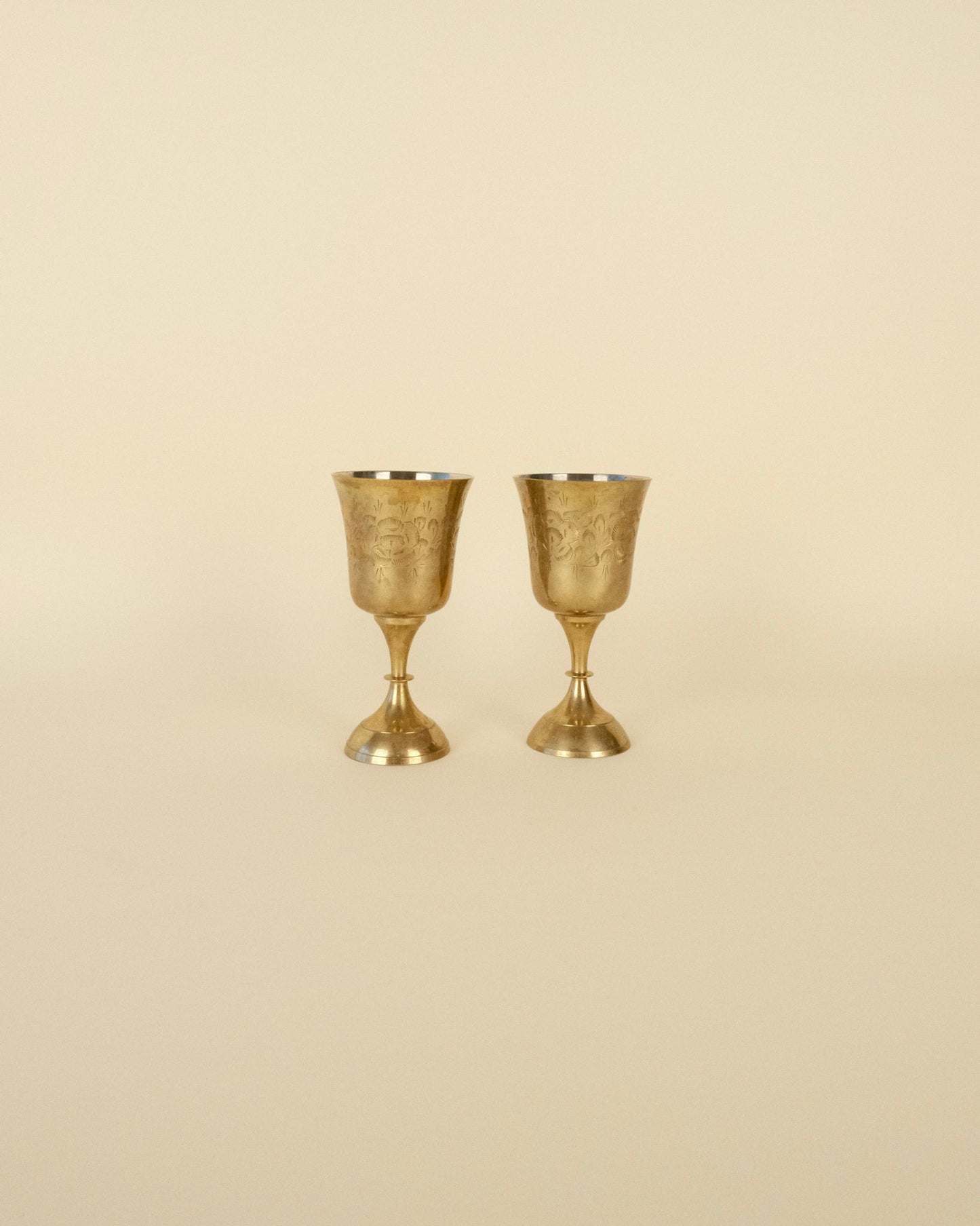 Par de Copas Doradas Vintage