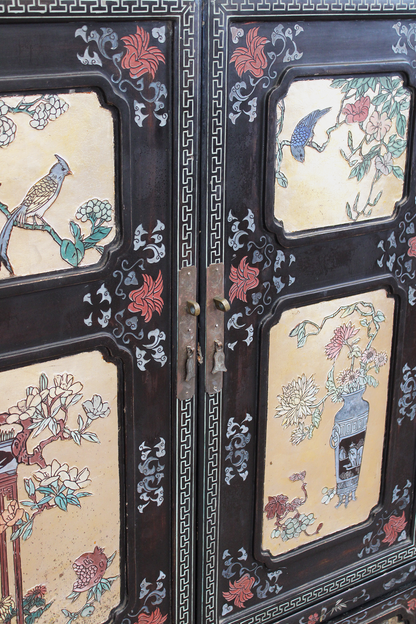 Gabinete Negro Oriental Vintage | Casa Perlo