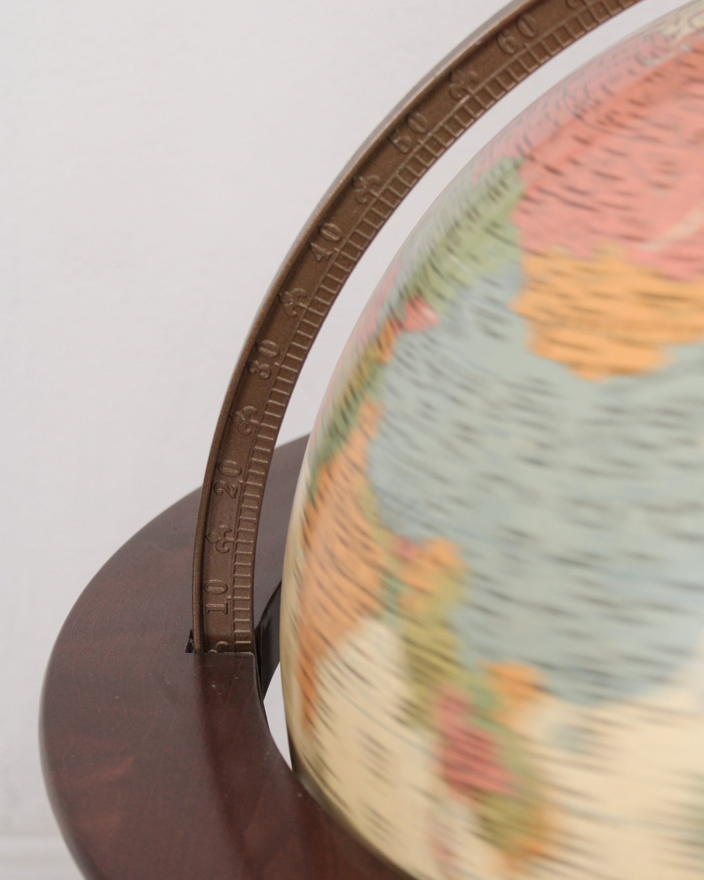 Globo Terráqueo Iluminado Vintage | Casa Perlo