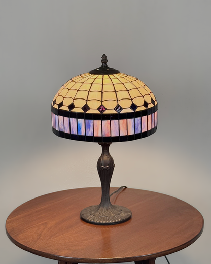 Lámpara Estilo Tiffany con Diseño Geométrico | Casa Perlo