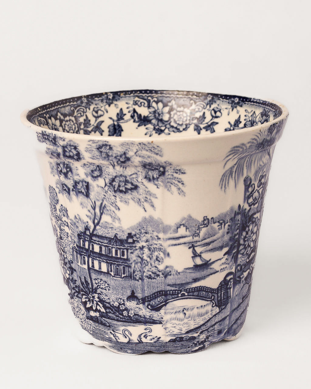 Small Vintage English Flowerpot | Casa Perlo