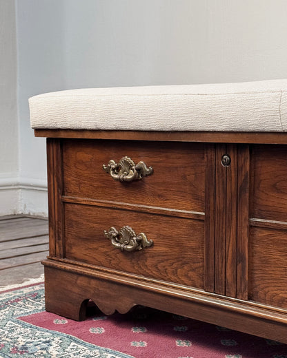 Pie de Cama Vintage en Cedro Rojo | Casa Perlo