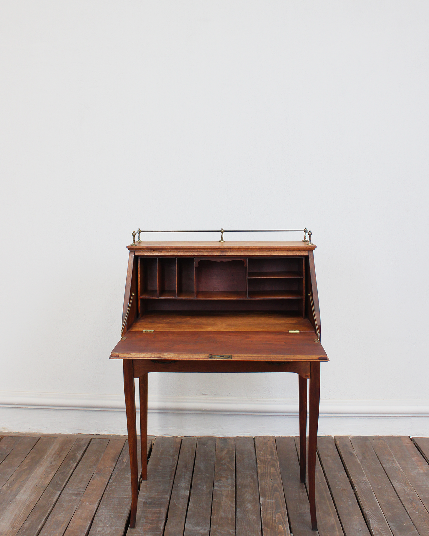 Secreter Vintage con Marquetería | Casa Perlo