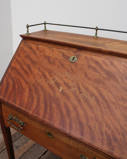 Secreter Vintage con Marquetería | Casa Perlo