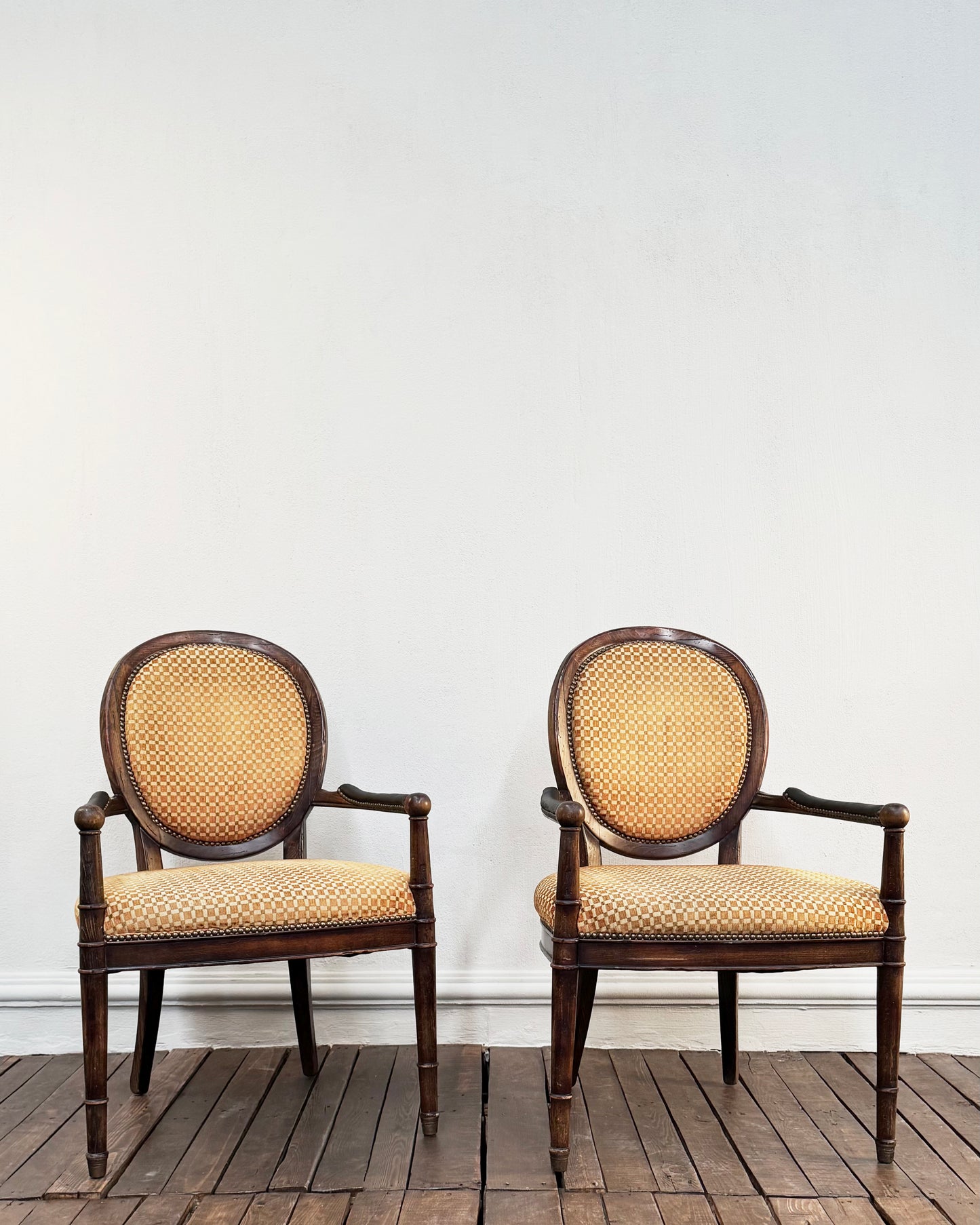 Sillas Estilo Luis XVI | Casa Perlo