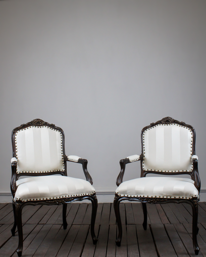 Sillas Estilo Luis XV | Casa Perlo