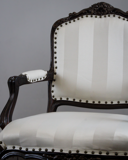 Sillas Estilo Luis XV | Casa Perlo